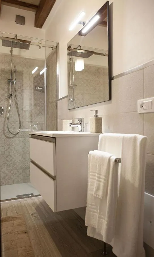 Aparthotel Casa Vacanza Zu Ciano Marausa Italy